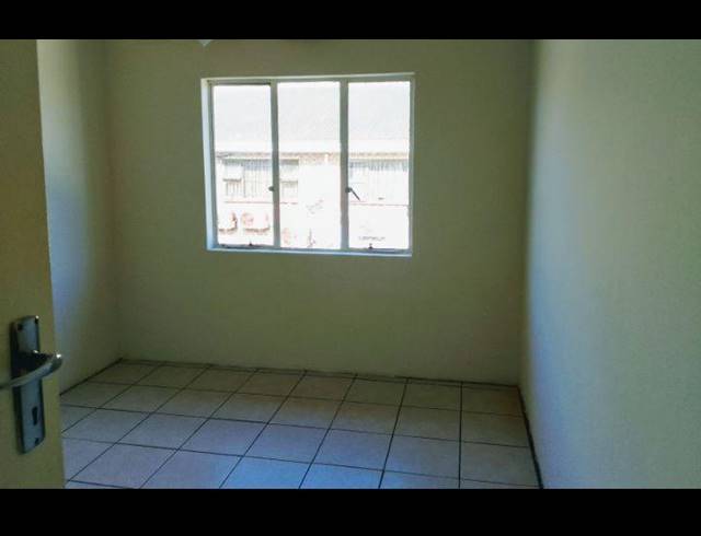 2 BEDROOM PROPERTY TO RENT IN AVOCA